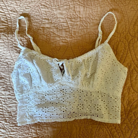 Lace Crop Top - Picture 1 of 4